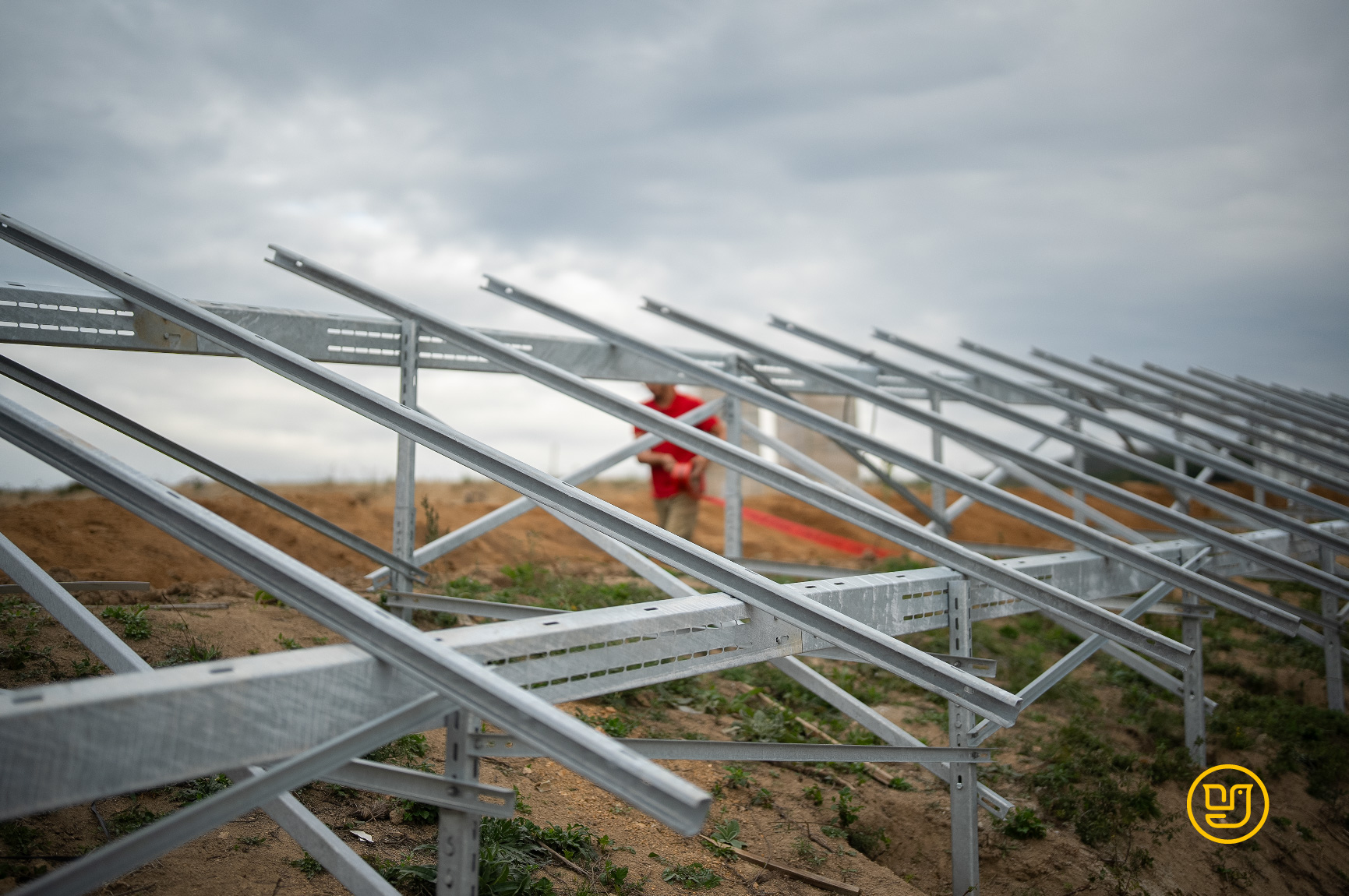Agrosolarkonstruktion aus Stahl
